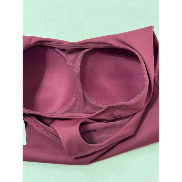 Nike NWT Sz XS Noble Red Swoosh Medium-Support Padded Sports Bra Tank Top - Picture 4 of 9